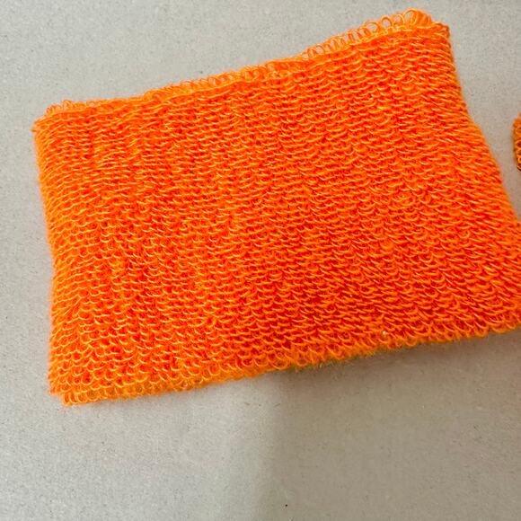 Vintage NFL Denver Broncos pair of terrycloth sweat wrist bands - Picture 7 of 13